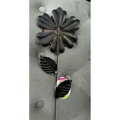3 Fiori Colorati In Latta 60 Cm, Decorazione Casa Giardino Primavera -Articoli Per La Casa 3 fiori colorati in latta 60 cm decorazione casa giardino primavera 2