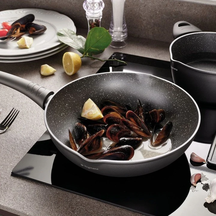 Padella 22cm Ultra Class Induction Tognana Con Proteggipentola 4 Padella 22cm Ultra Class Induction Tognana Con Proteggipentola - immagine 2